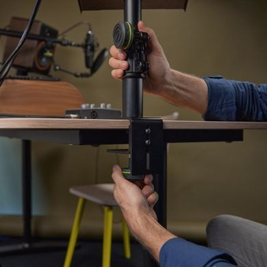 Подставка для мониторов Gravity SP 3102 TM