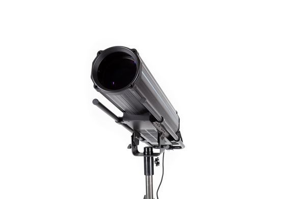Прожектор Pro Lux LED FOLLOW 600 with stand