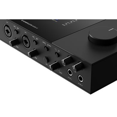 Аудио интерфейс Native Instruments TRAKTOR Komplete Audio 6 MK2