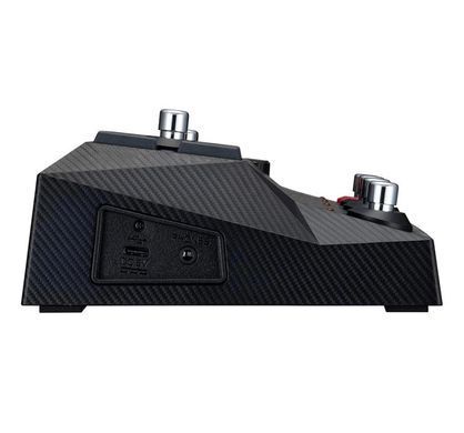 Фото товару Процесор ефектів Zoom B2 FOUR