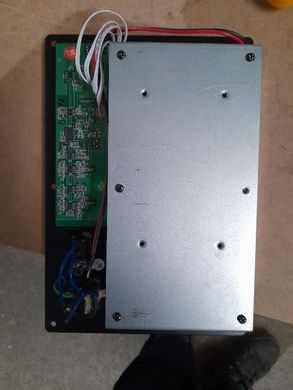 Підсилювач для акустичної системи BIG DIGISUB 700W(8Ohm)