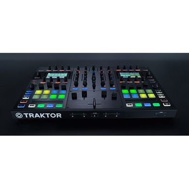 DJ-контролер Traktor Kontrol S8