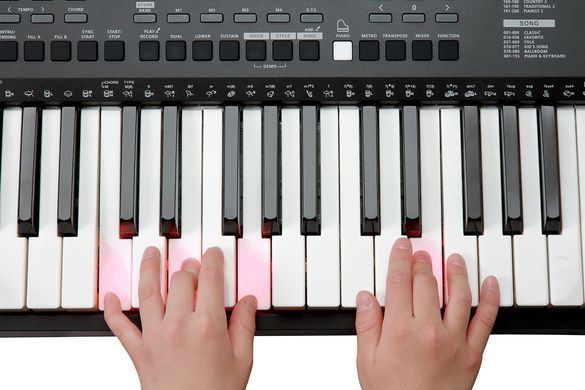 Синтезатор с автоаккомпанементом Kurzweil KP90L
