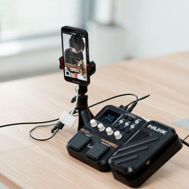 Процесор еффектів NUX MG-101